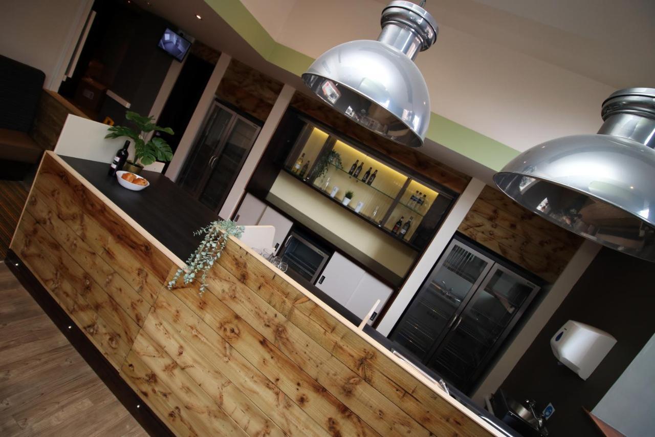 Silurian Hotel Newport Newport  Esterno foto